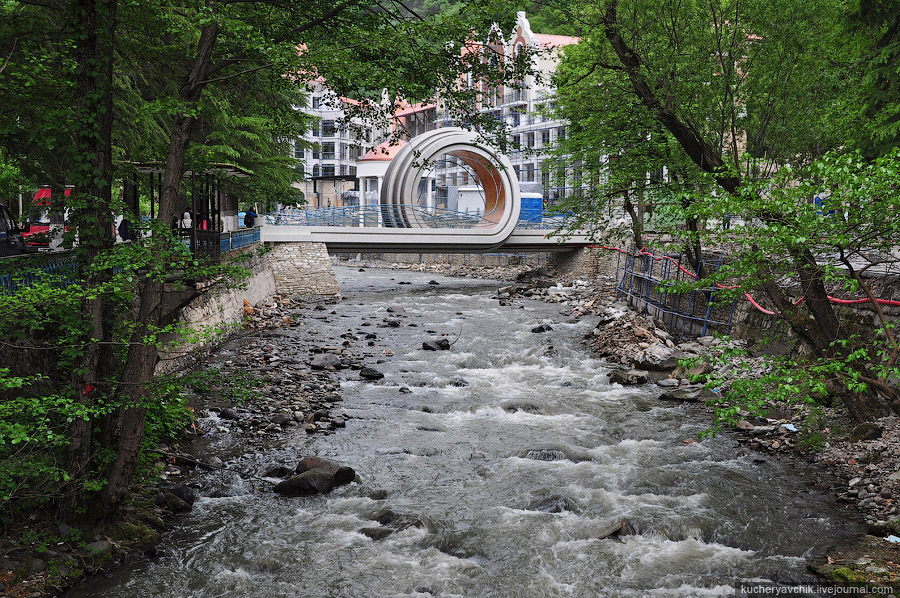 File:The Borjomula River in the Borjomi Park 2.JPG - Wikimedia Commons